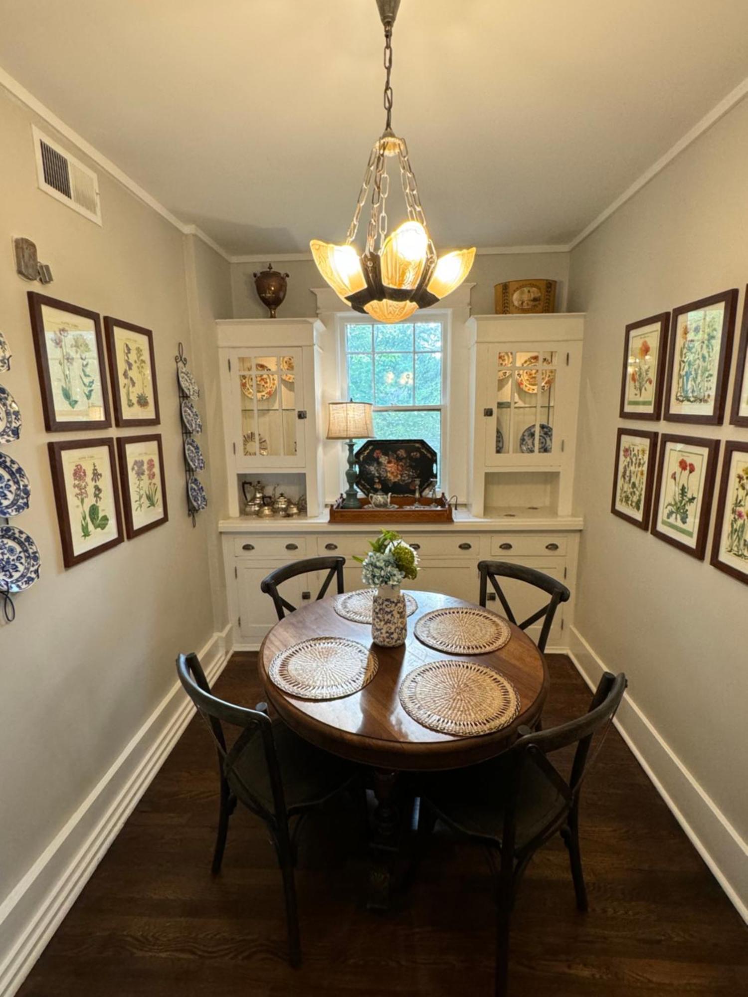 Spacious Gardens And Carriage House Villa Memphis